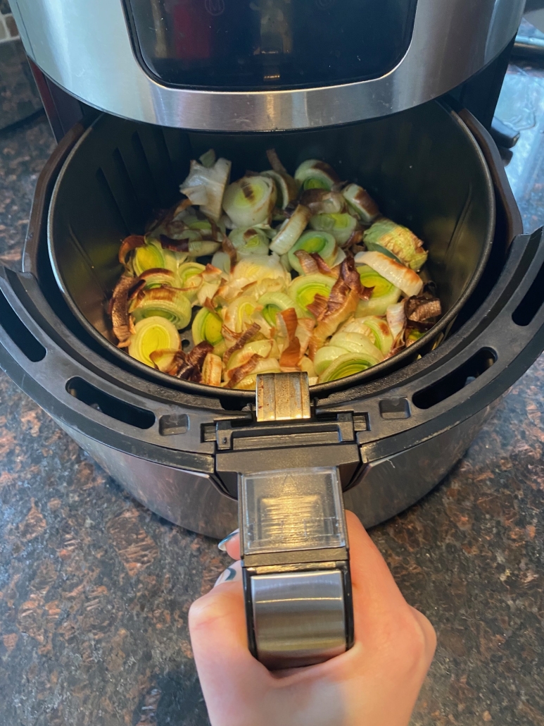 seasoned air fryer leeks 