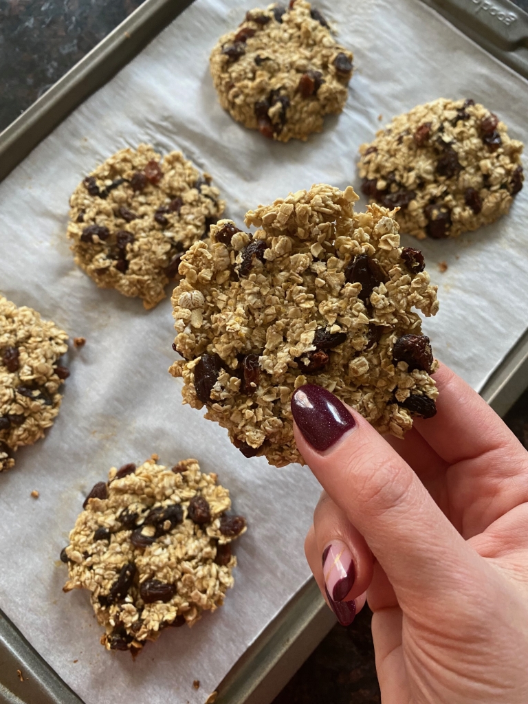 Applesauce Oatmeal Raisin Cookies