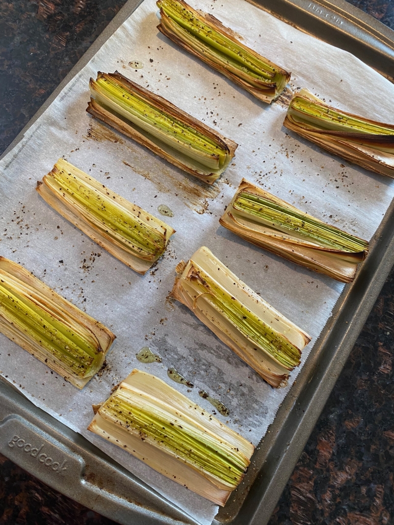 seasoned roasted leeks cooked in oven