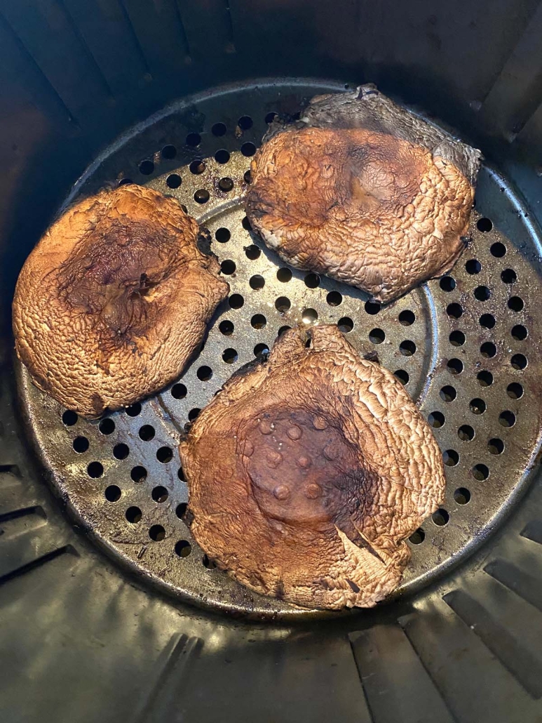 seasoned portobello mushrooms in air fryer