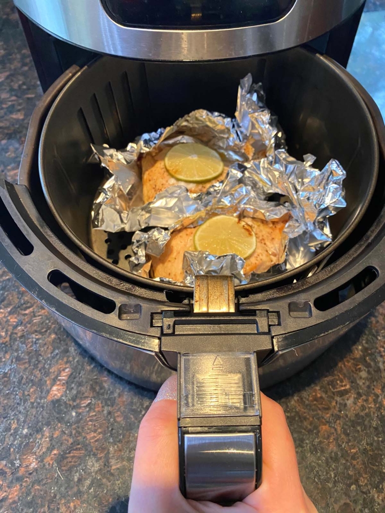 salmon in foil packets in air fryer basket