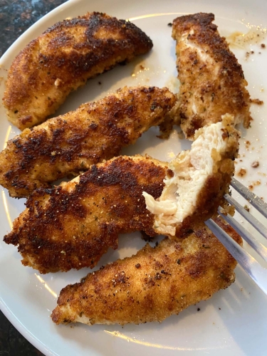 Pan Fried Breaded Chicken Tenders (6)