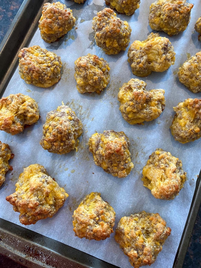 3 ingredient sausage balls
