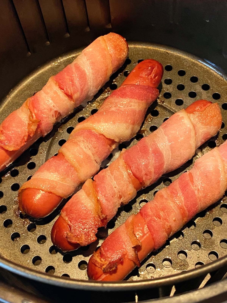 air fryer bacon wrapped hot dogs