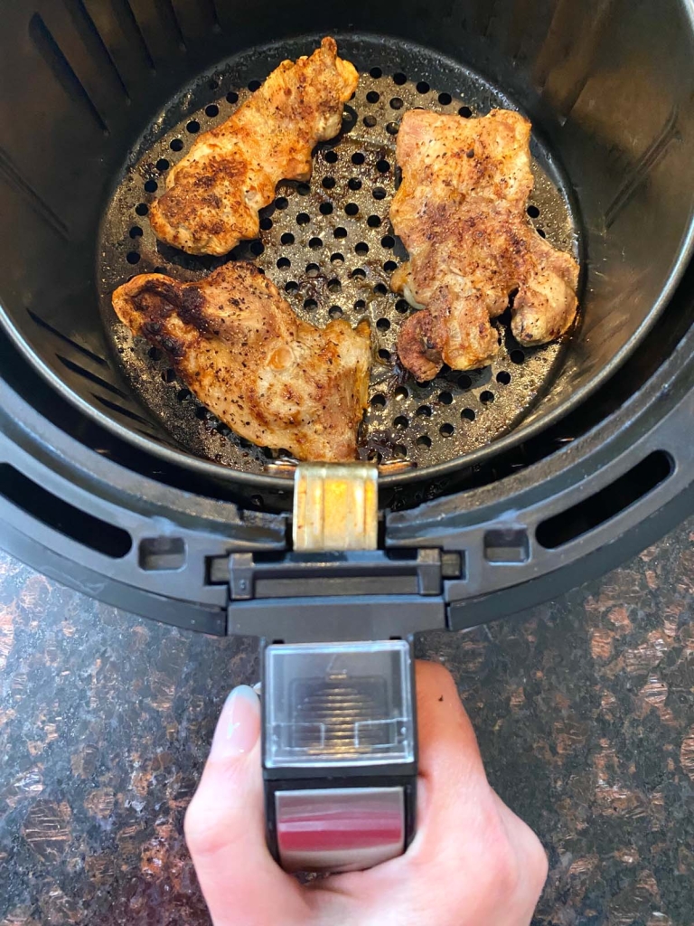 Air Fryer Frozen Chicken Thighs