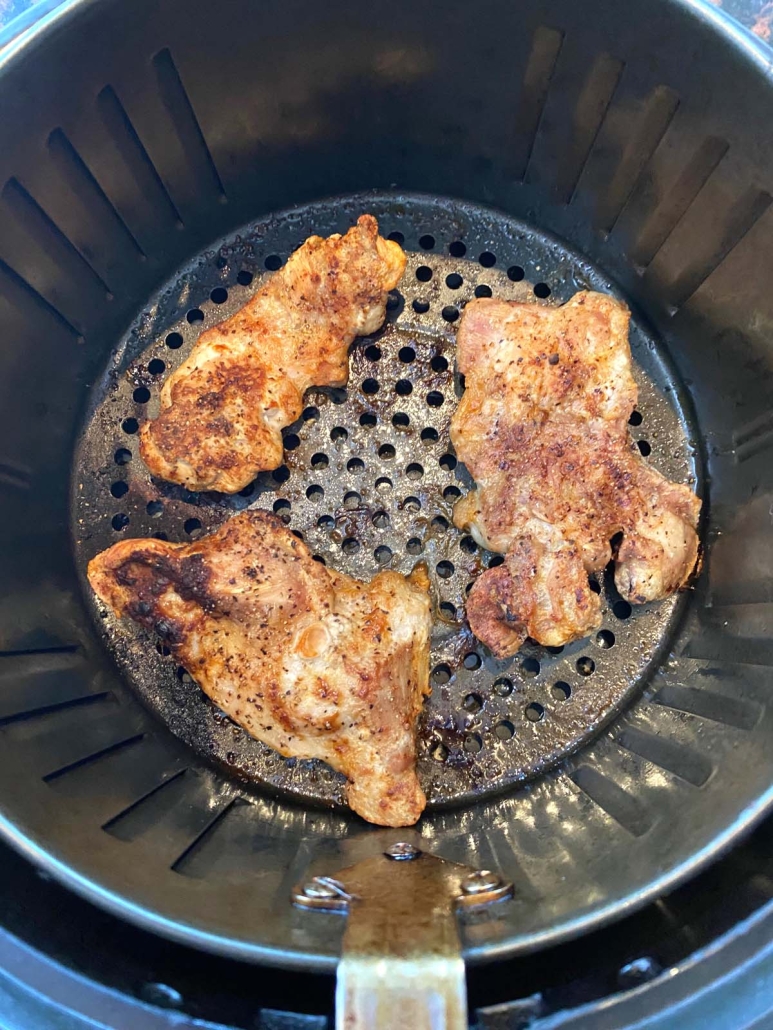 seasoned chicken thighs in air fryer