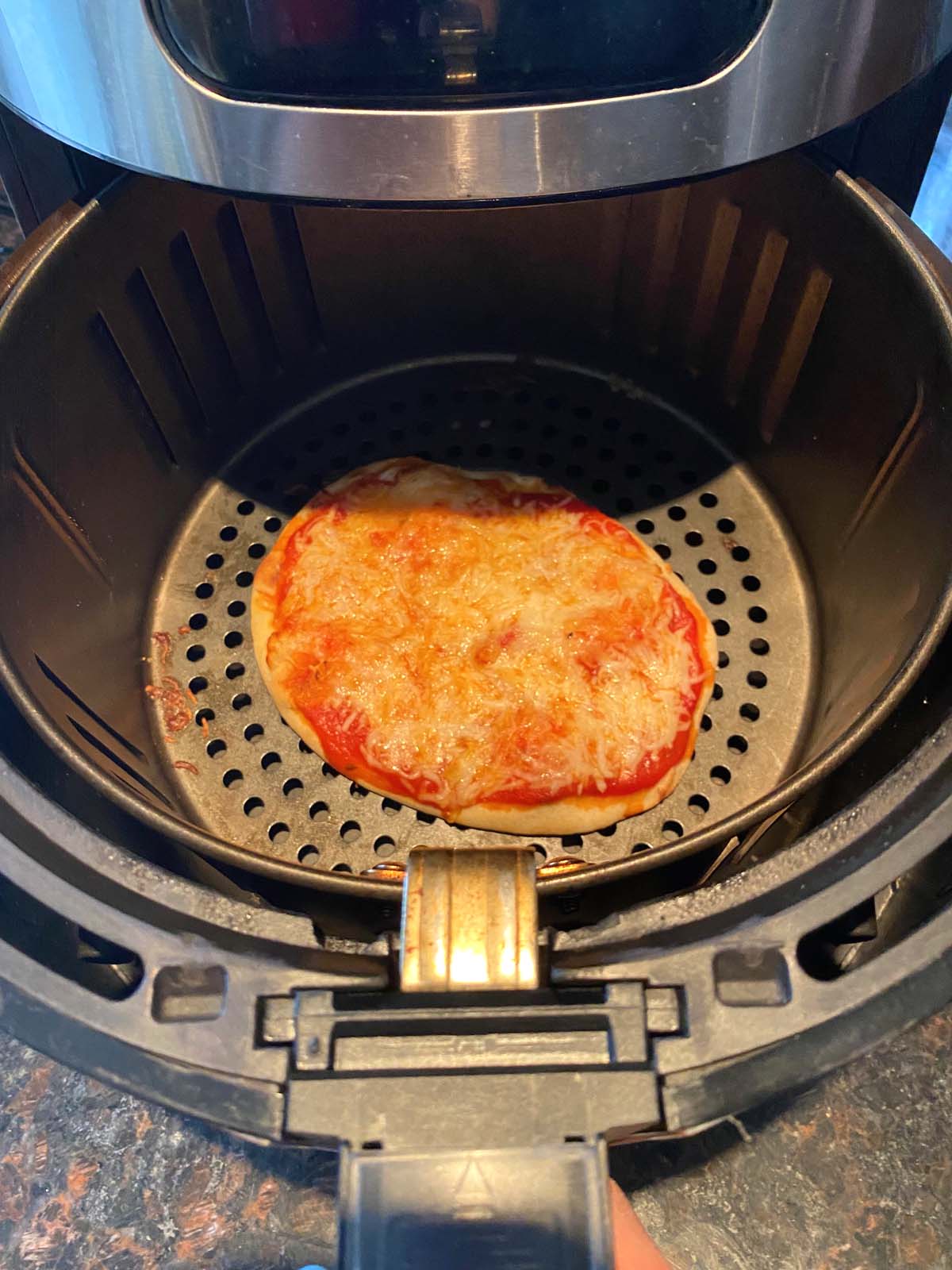 Air fryer naan pizza