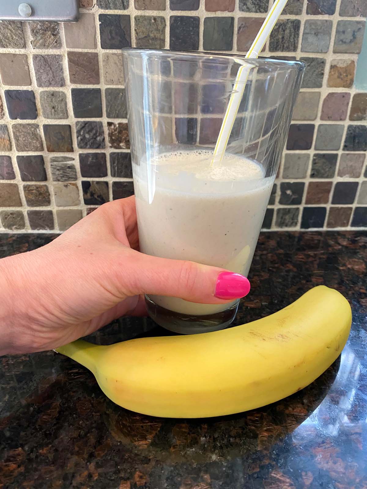 Banana Milkshake – Melanie Cooks