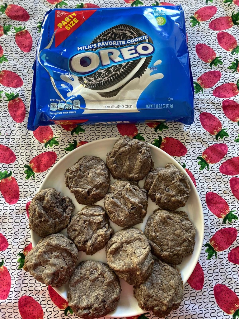 Oreo Cheesecake Cookies
