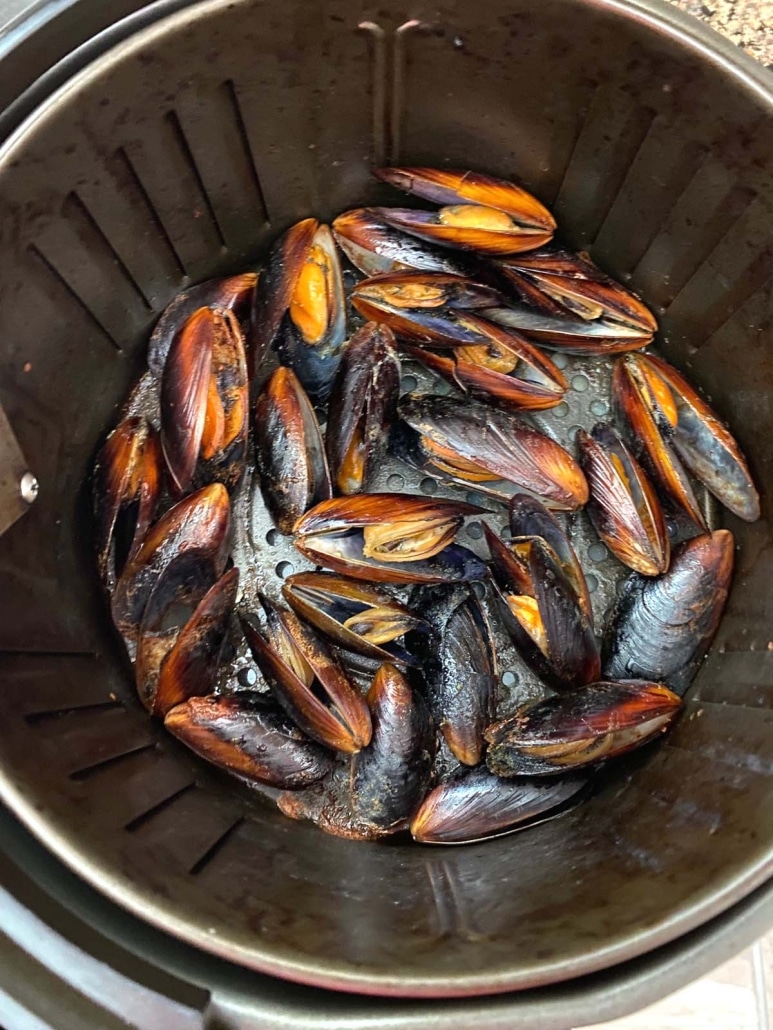 Frozen Mussels in air fryer basket