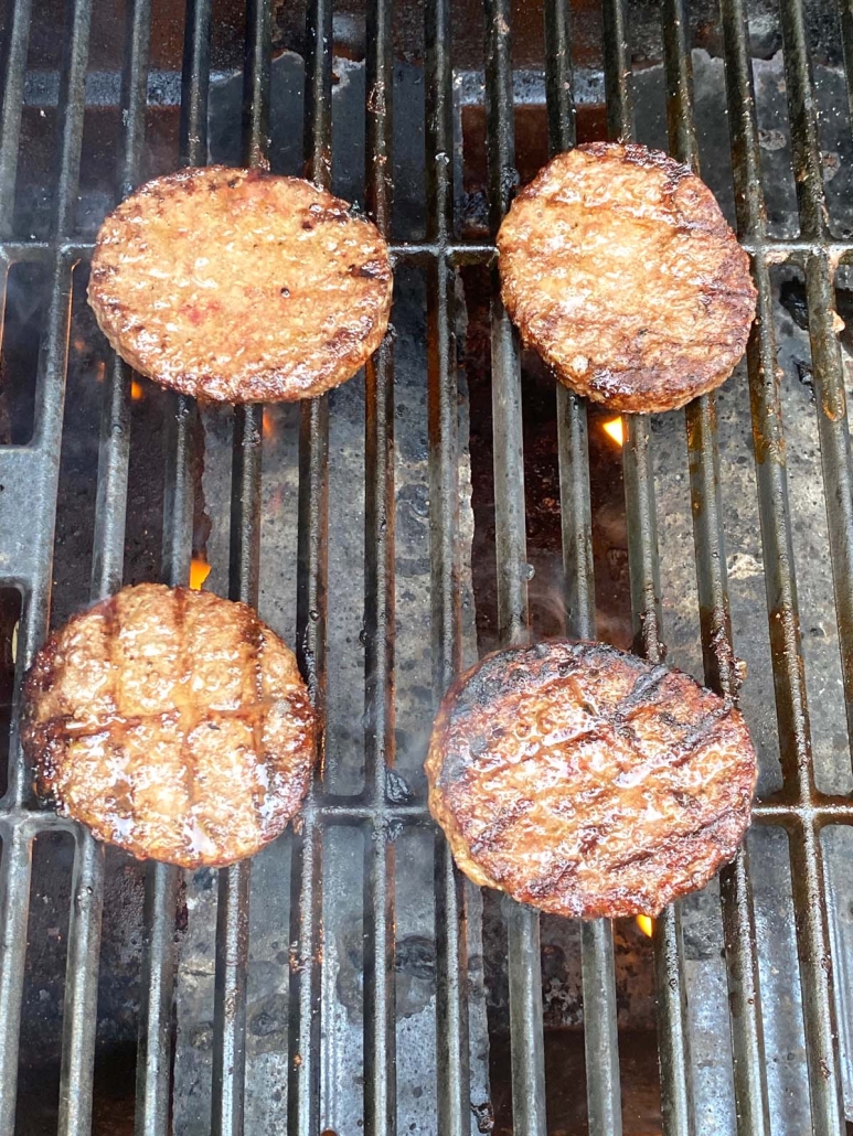 juicy grilled burgers