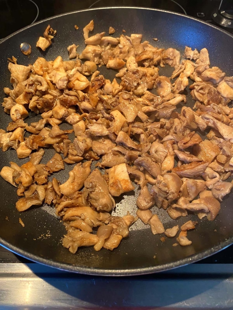 https://www.melaniecooks.com/wp-content/uploads/2023/08/Pan-Fried-Oyster-Mushrooms-1-773x1030.jpg