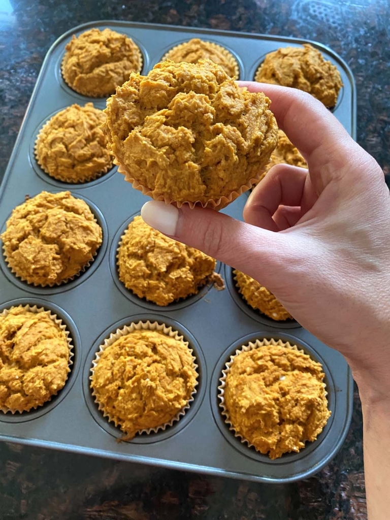 2-Ingredient Pumpkin Muffins With Cake Mix