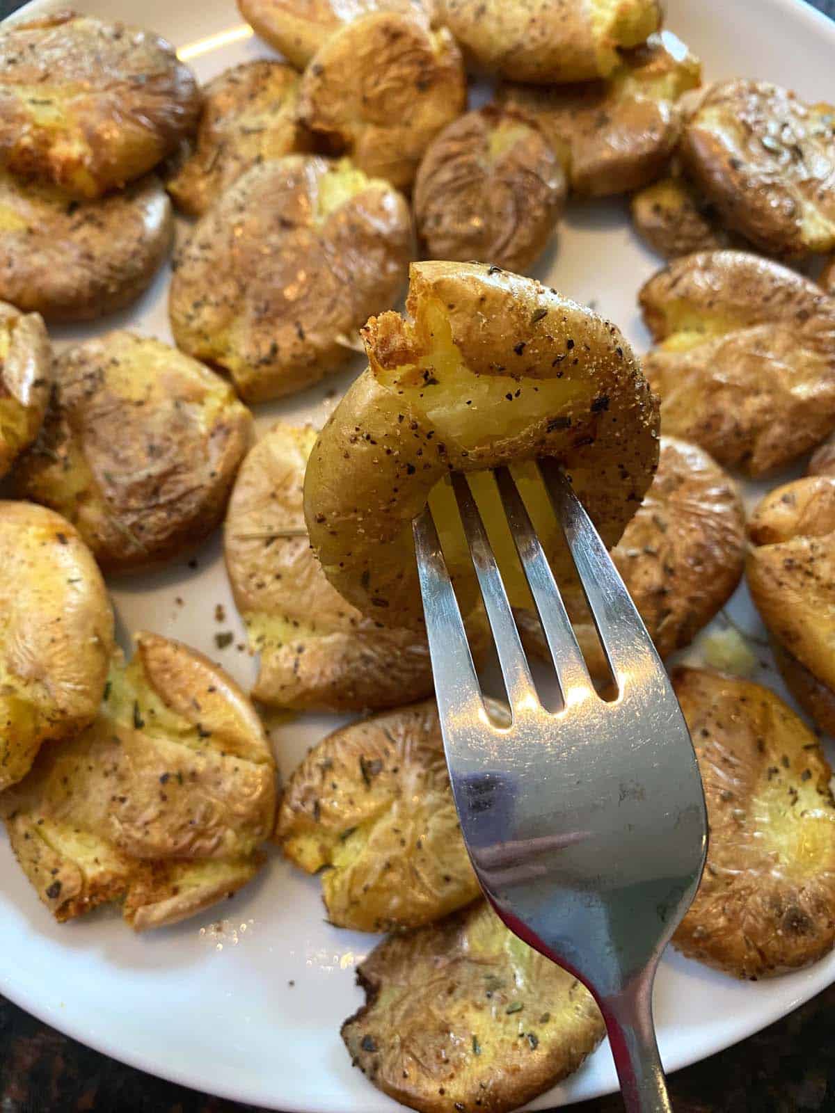 Air Fryer Smashed Potatoes – Melanie Cooks