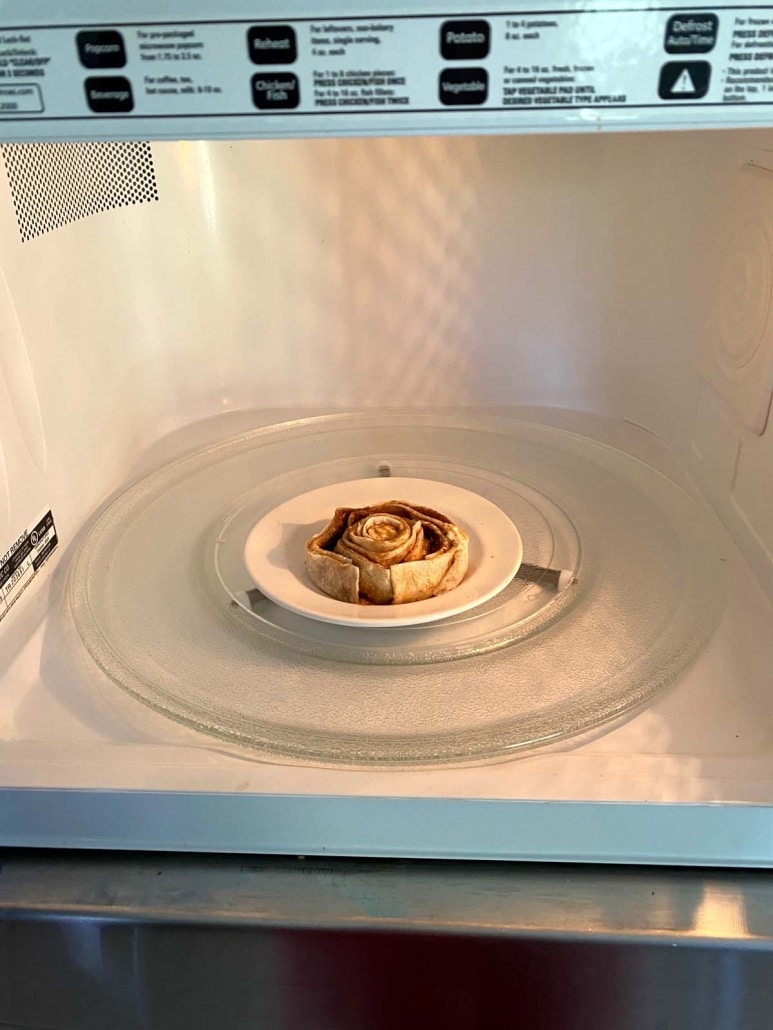 tortilla cinnamon roll in the microwave