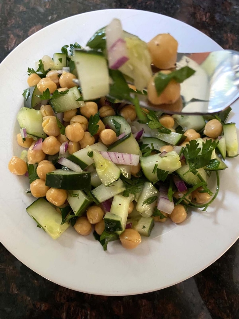 healthy side dish Cucumber Chickpea Salad