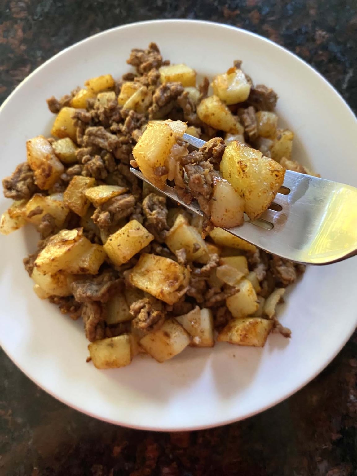 Ground Beef And Potatoes – Melanie Cooks