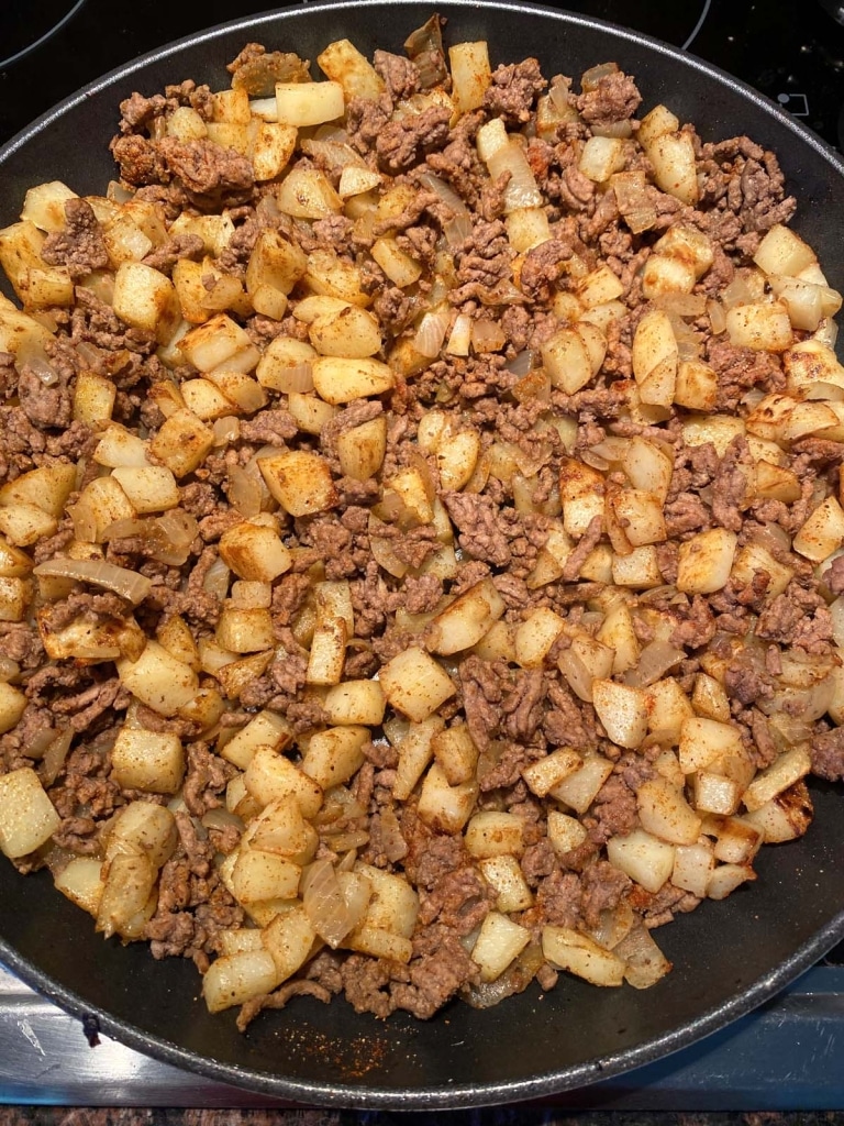 Ground Beef And Potatoes – Melanie Cooks