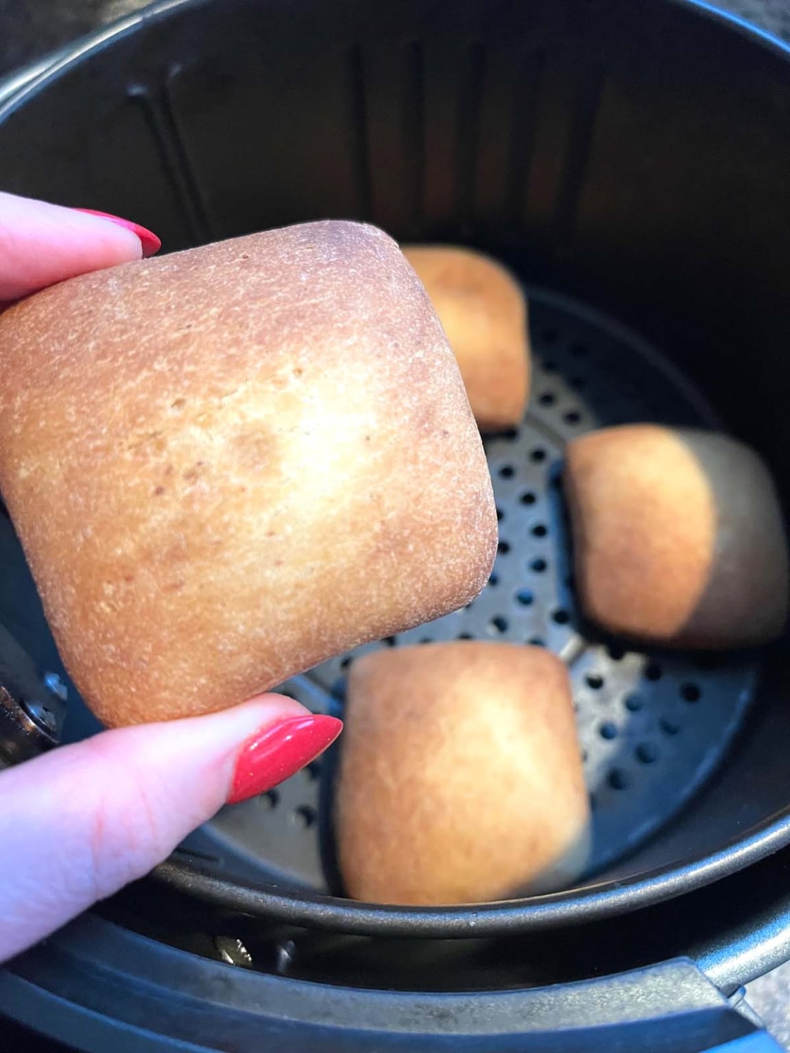 Frozen Dinner Rolls In Air Fryer – Melanie Cooks