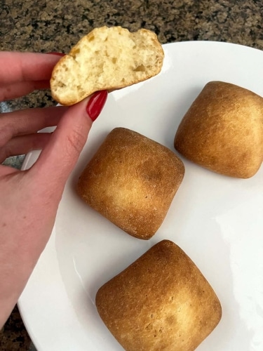 Air Fryer Frozen Dinner Rolls (8)