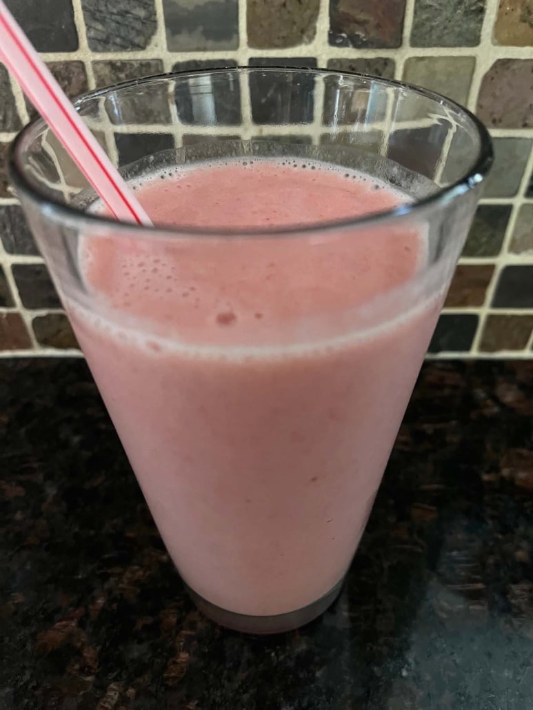 healthy breakfast or snack strawberry pineapple smoothie