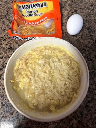 Microwave Ramen With Egg (2)