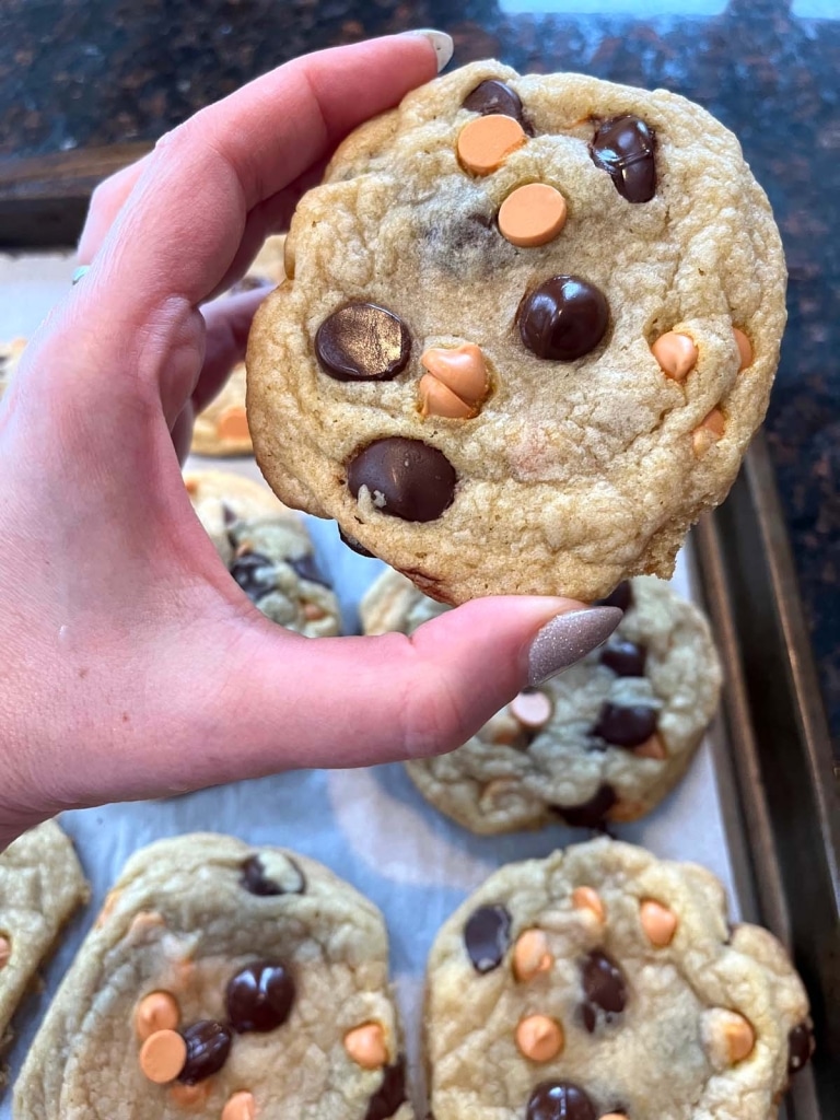 Caramel Chocolate Chip Cookies – Melanie Cooks