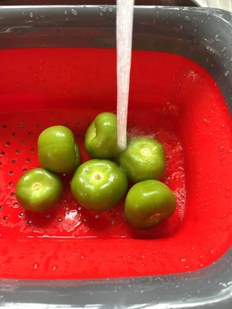tomatillo cleaning tips