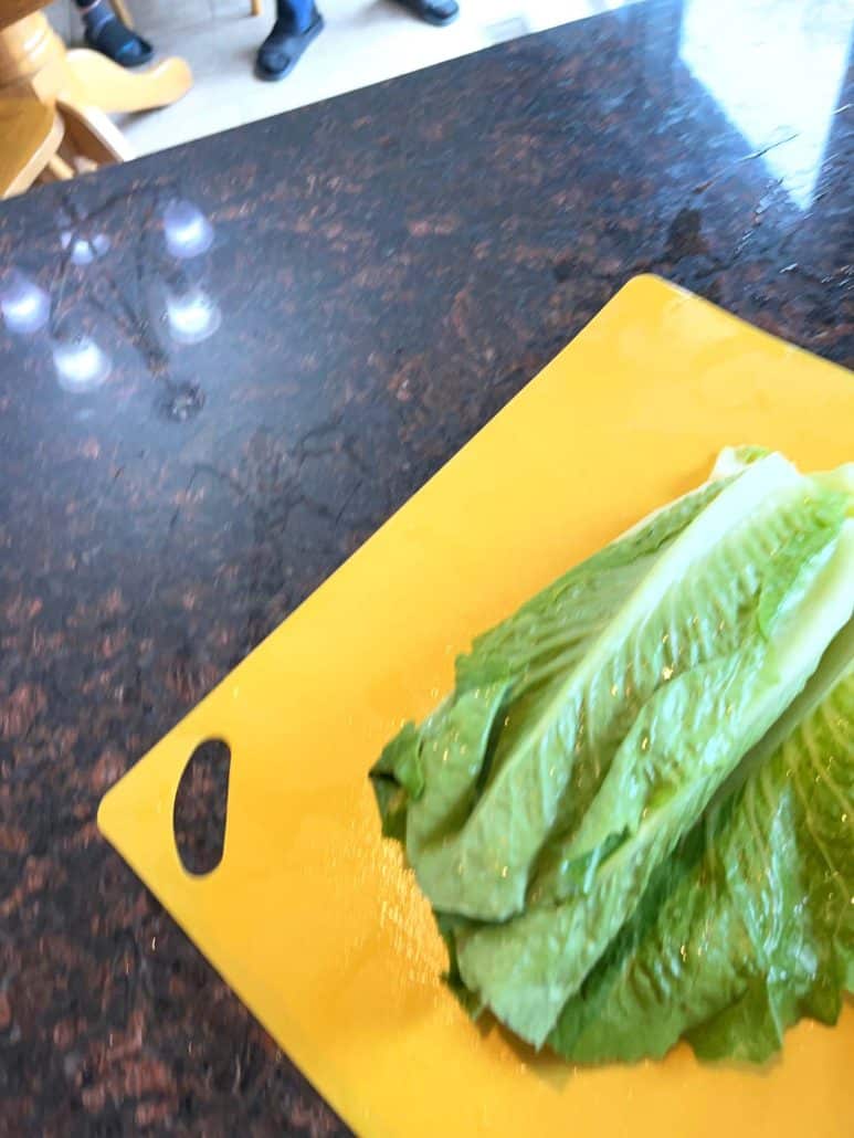 cutting romaine lettuce