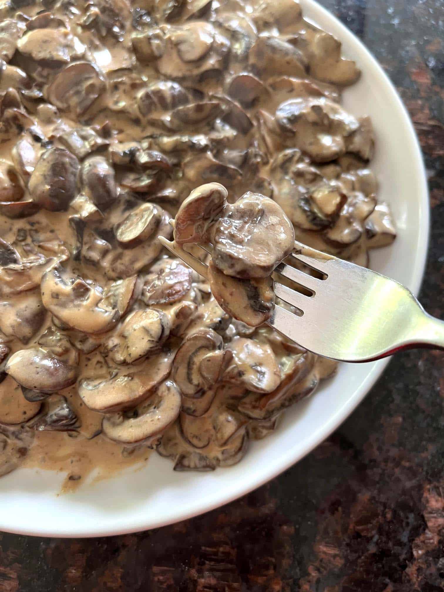 Mushroom Stroganoff – Easy Vegetarian Recipe – Melanie Cooks