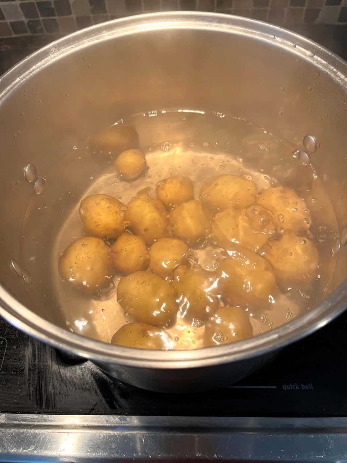 Boiled Small Baby Potatoes Recipe – Easy And Simple – Melanie Cooks